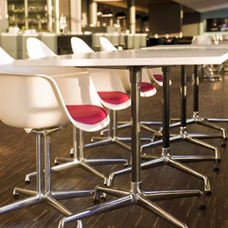 Hotel Comfort Runway