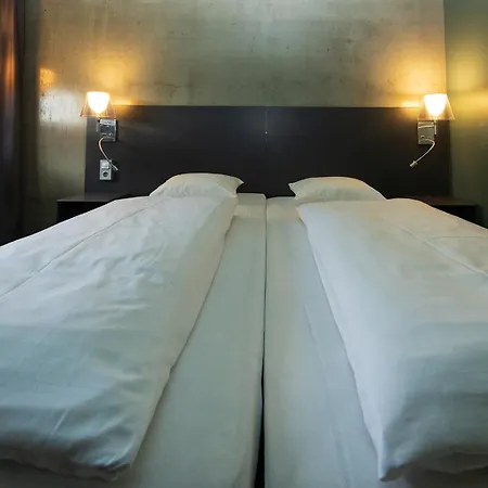 Comfort Runway Hotel Garder