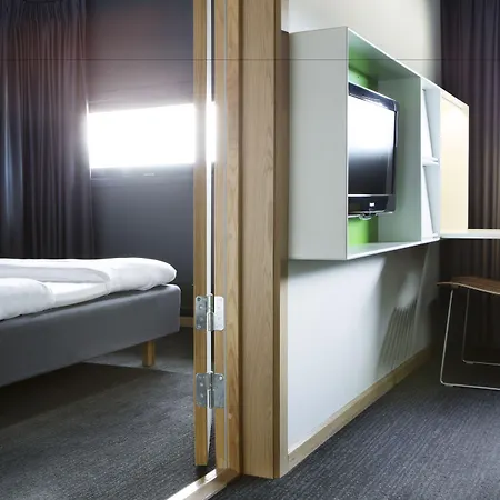 Hotel Comfort Runway