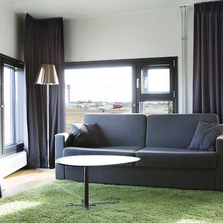Hotel Comfort Runway Garder