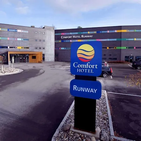 Comfort Runway Hotel 4*