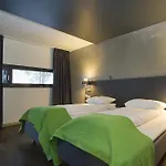 Comfort Runway Hotel 4*
