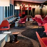 Comfort Runway 4* Garder