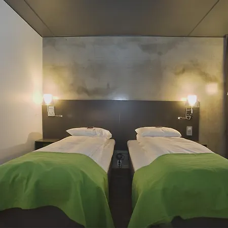 Comfort Runway Hotel 4*