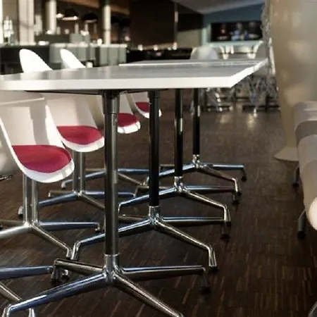 Comfort Runway Garder