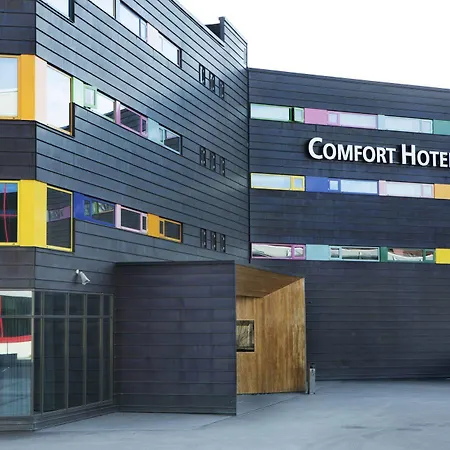 Comfort Runway Hotel 4*