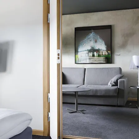 Comfort Runway Hotel Garder