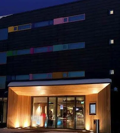 Comfort Runway Hotel Garder