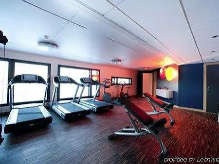 Hotel Comfort Runway 4*